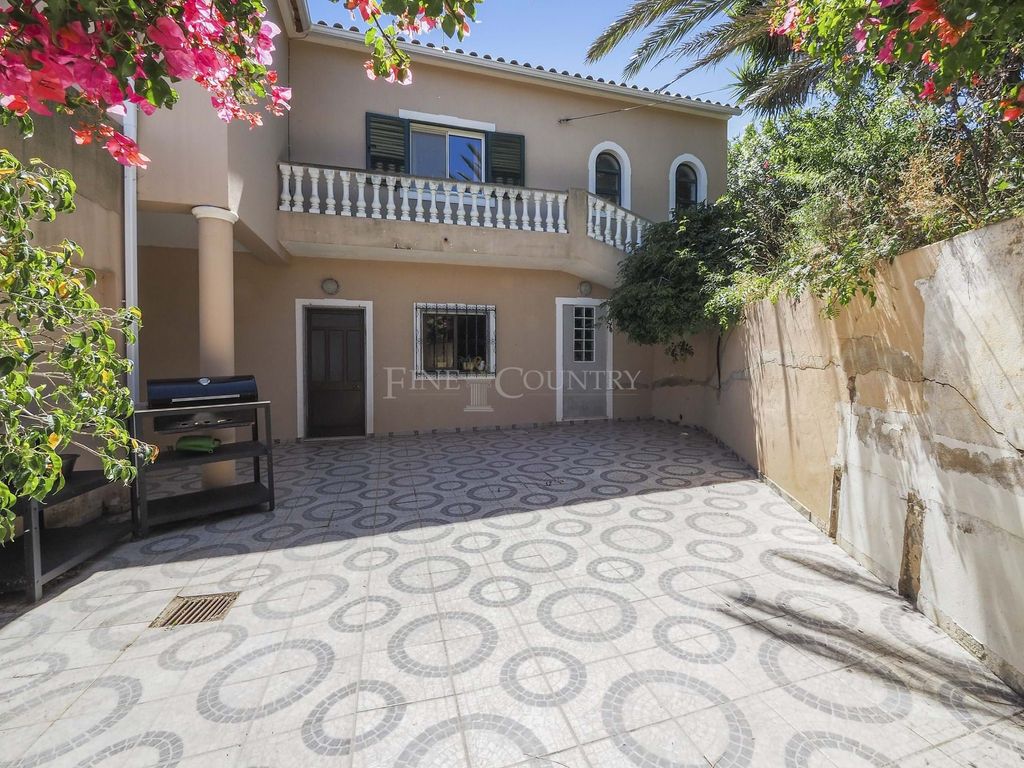 Property photo 1 of 30