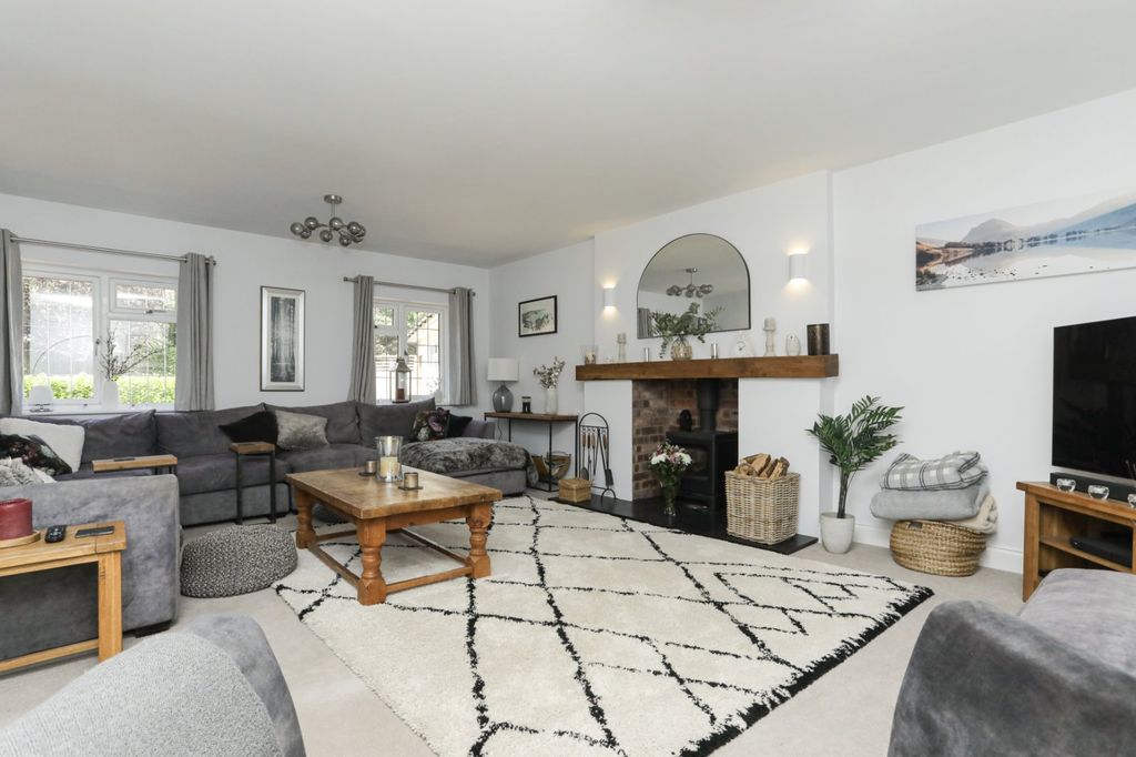 Property photo 2 of 32 Picture 2