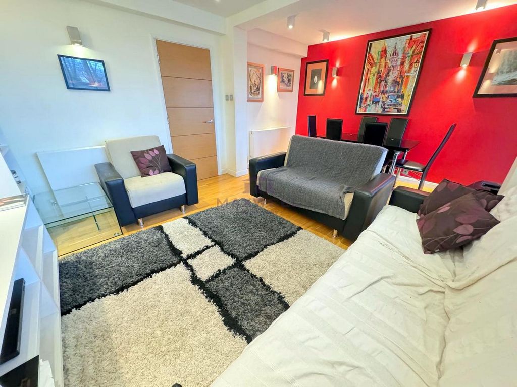 Property photo 1 of 16 3 Bed For Sale, Buy In Lonond, Nw11 - Maxwellproperties.Co.uk
