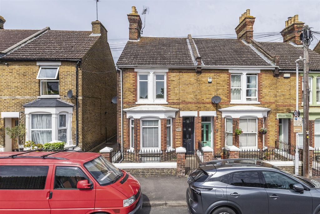 Property photo 1 of 33