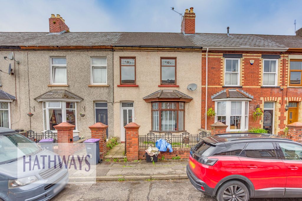 Property photo 1 of 32