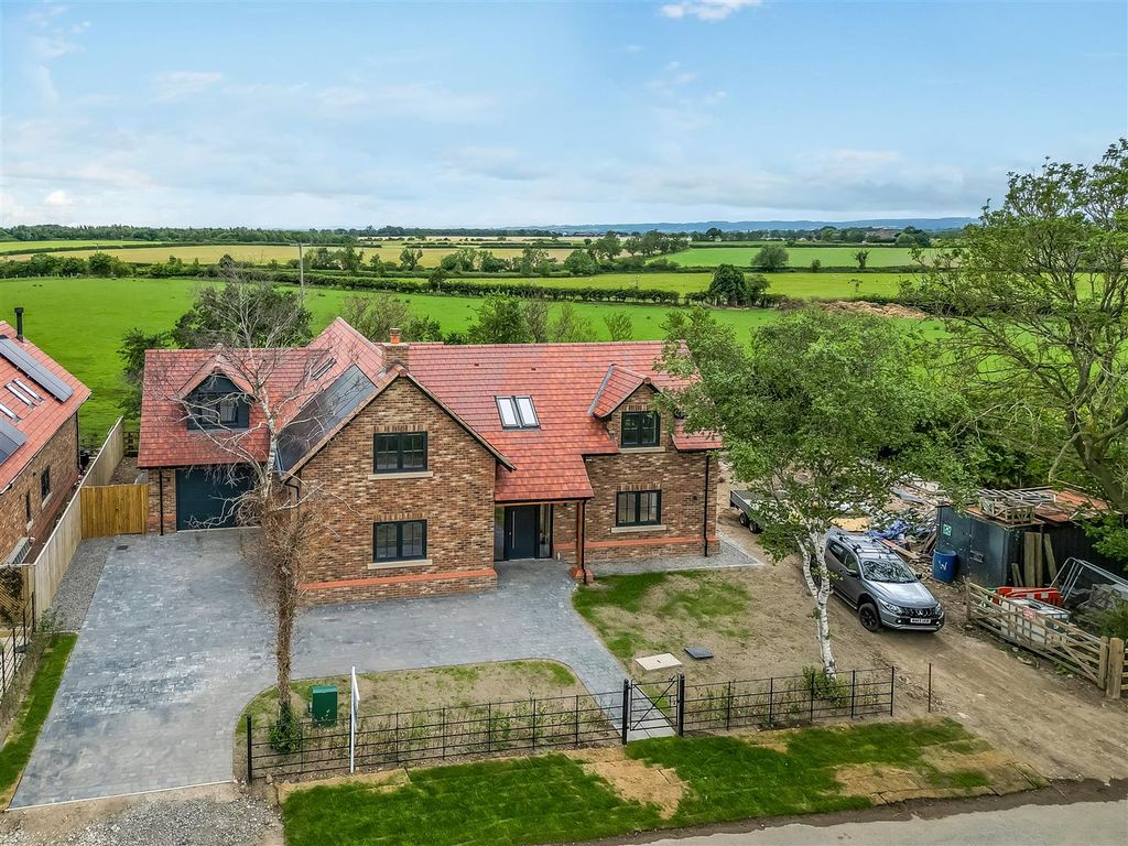 Property photo 2 of 14 Dji_0578.Jpg