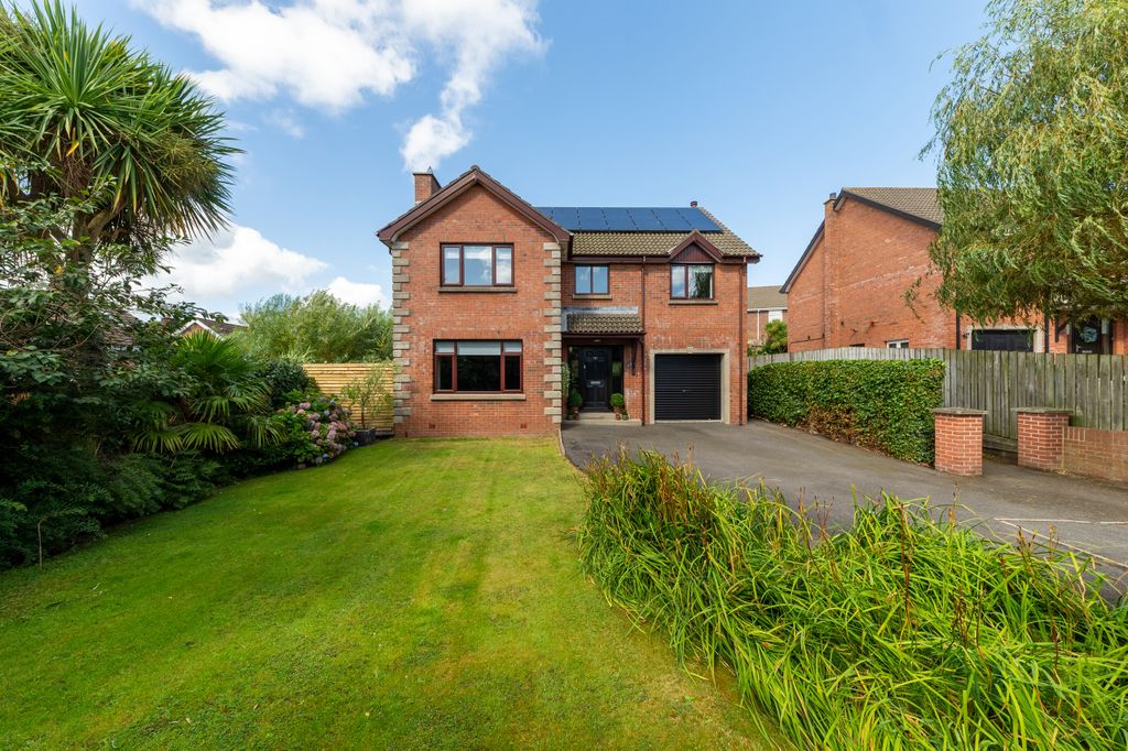 Property photo 1 of 59 011