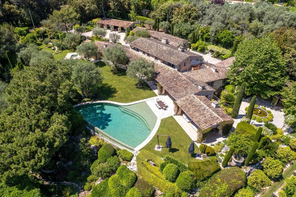 Property photo 1 of 51