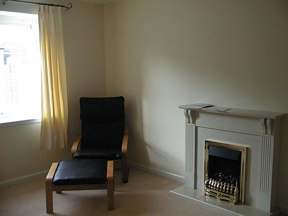 Property photo 1 of 3 Fonthill98A