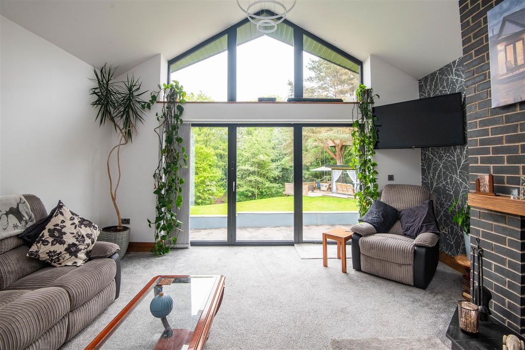 Additional image 6 of 5 bed detached bungalow for saleMill Lane, Farington Moss, Leyland PR26