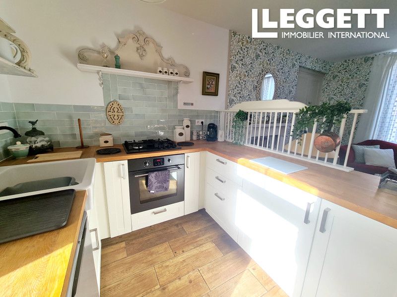 Property photo 3 of 10