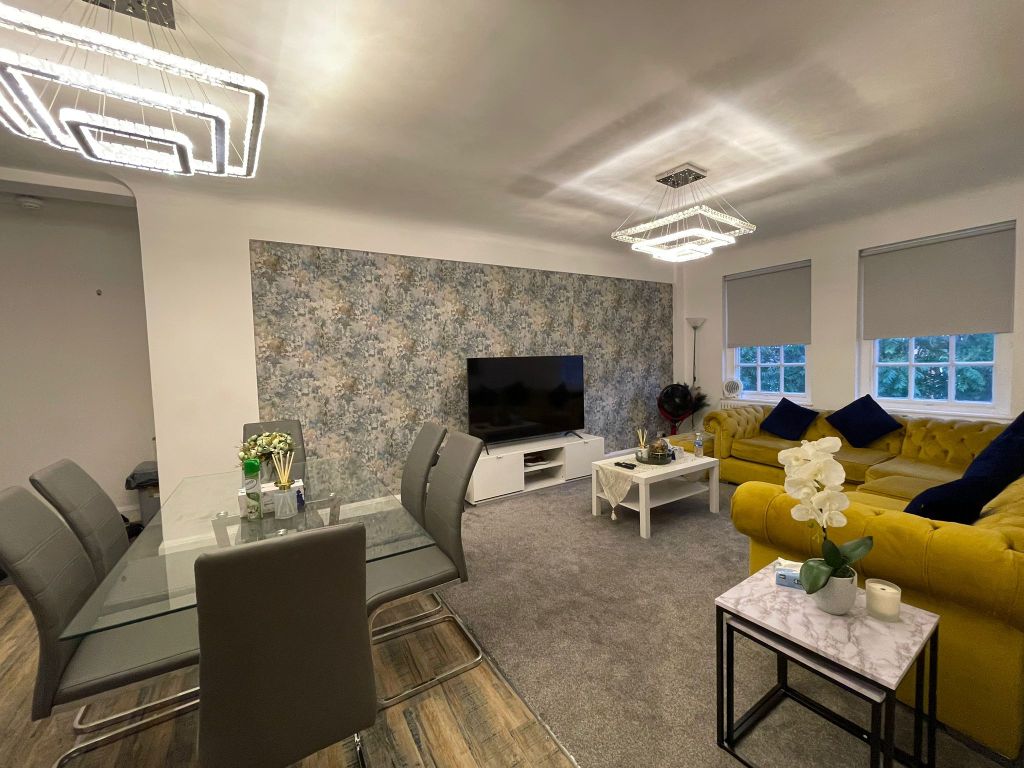 Property photo 3 of 21