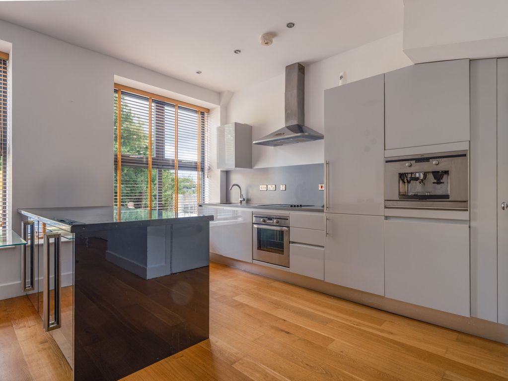 Property photo 1 of 14 4274151
