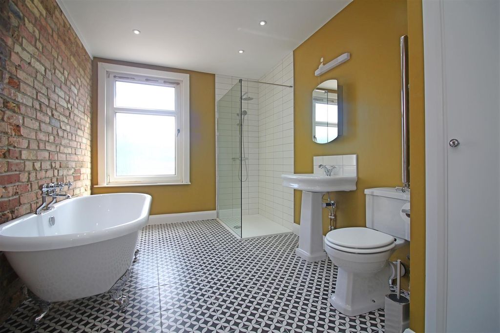 Property photo 1 of 19 14.Jpg