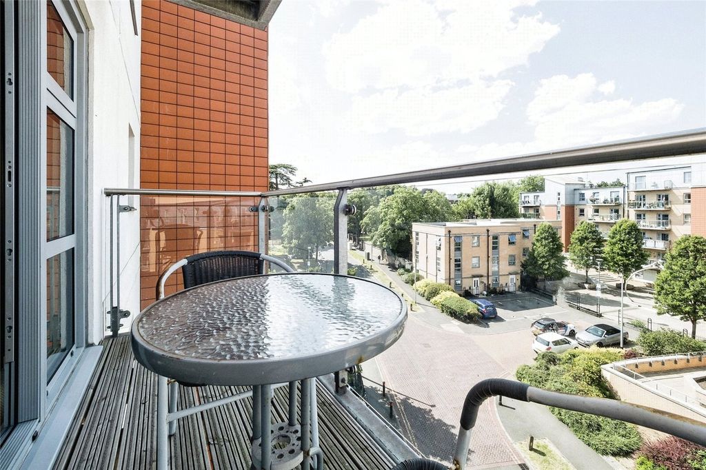 Property photo 2 of 15 Picture No. 07