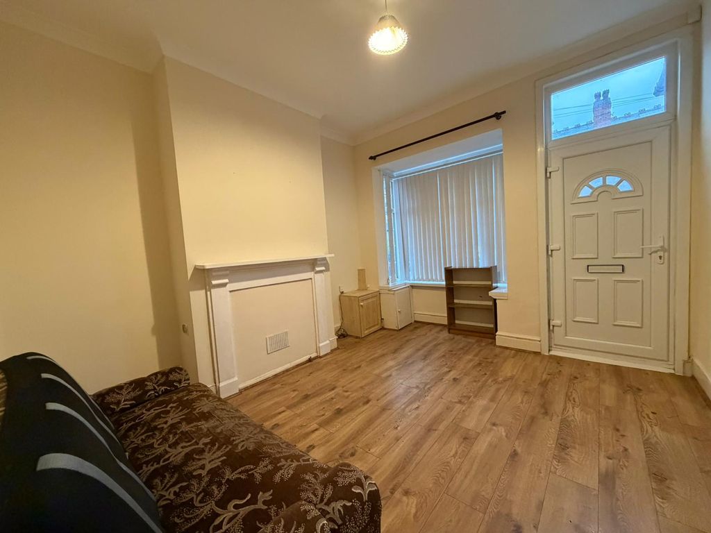 Property photo 3 of 9 Image