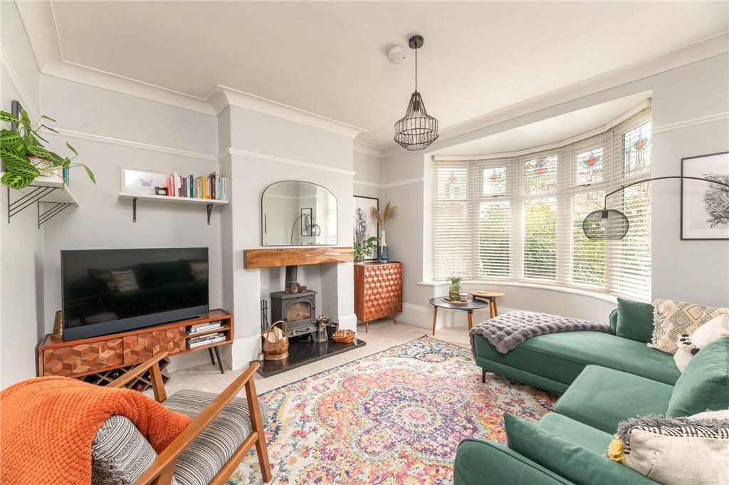 Property photo 2 of 43 Living Room