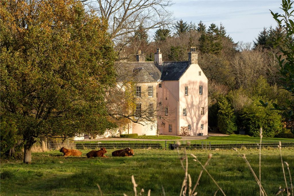 Property photo 3 of 13 Castle Of Park