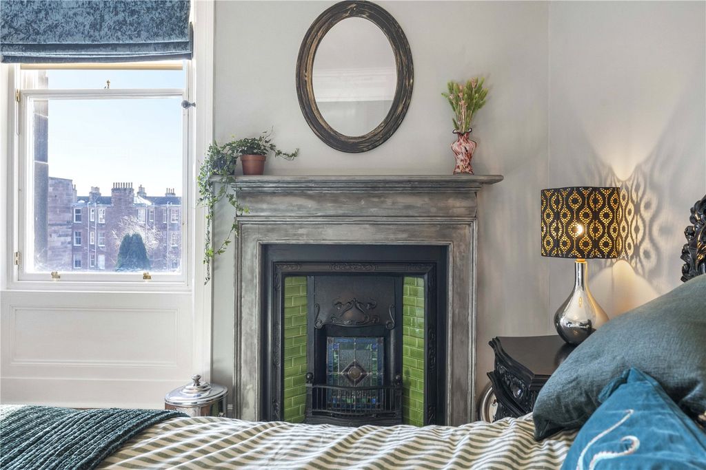 Property photo 2 of 38 55/5 Falcon Avenue