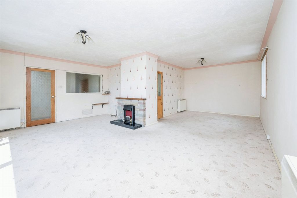 Property photo 2 of 14 Picture No. 05