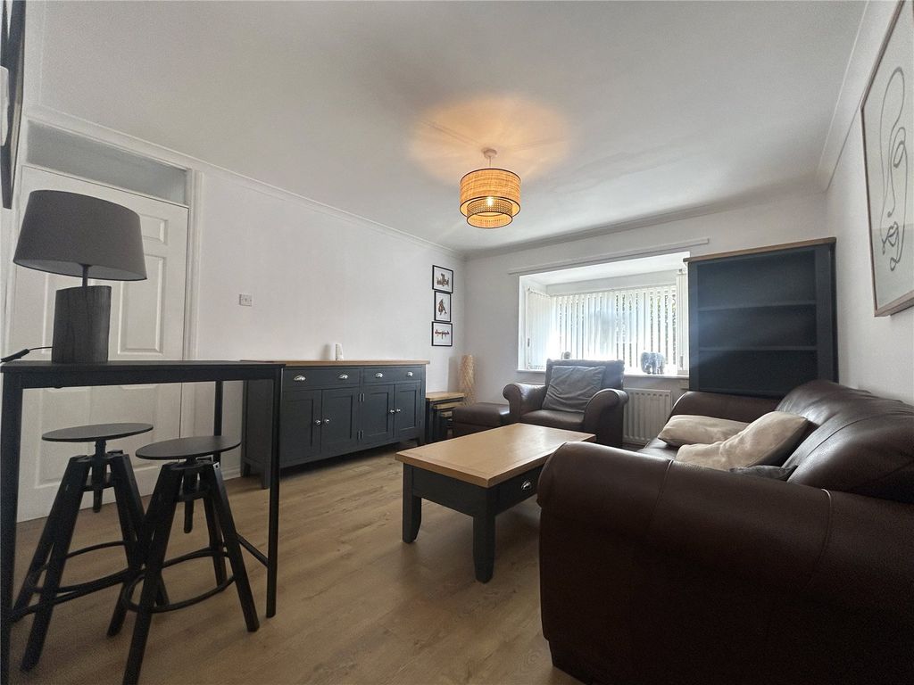 Property photo 2 of 12 Picture No. 08