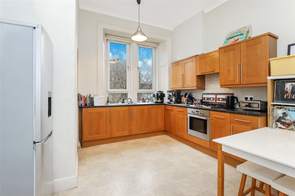 Property photo 3 of 21 Picture No. 19