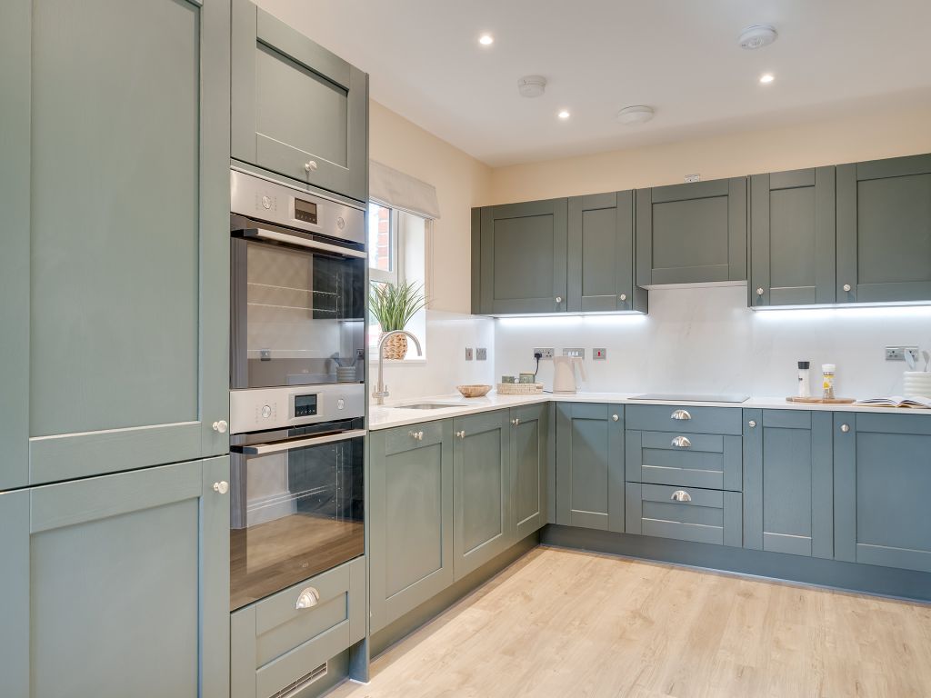 Property photo 3 of 12