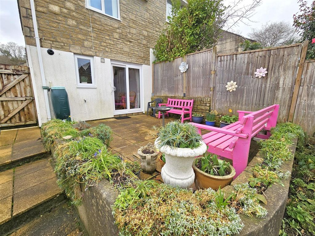 Property photo 2 of 12 Patio.Jpg