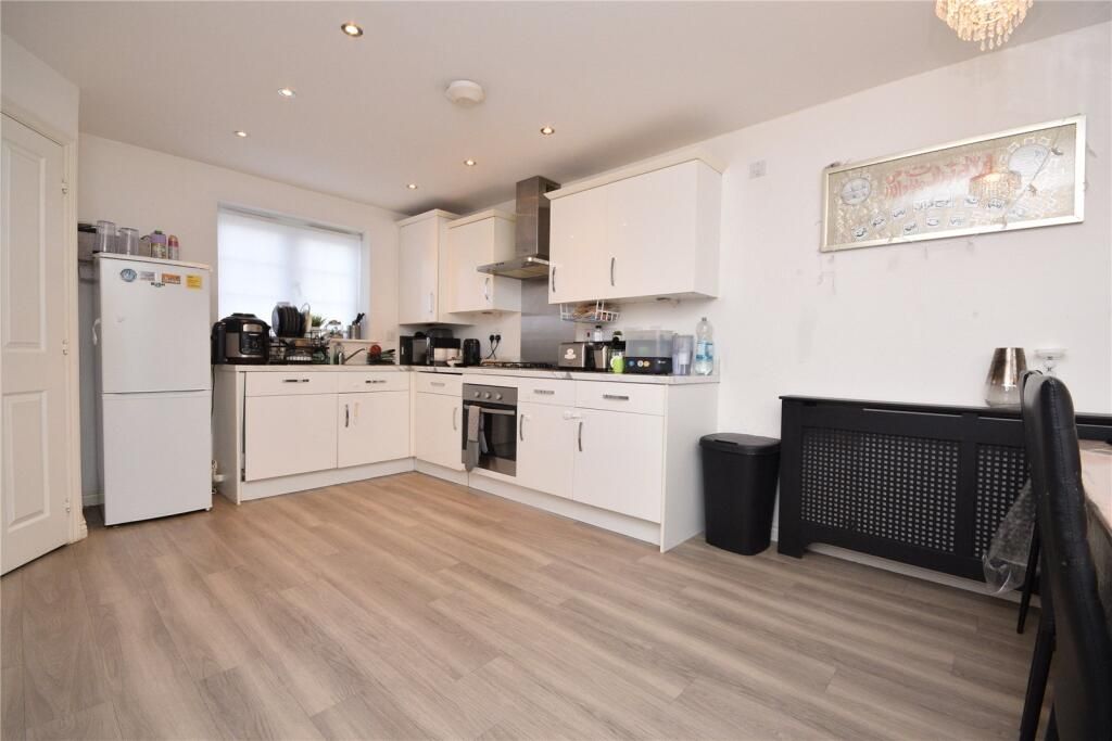 Property photo 3 of 10 Gallery