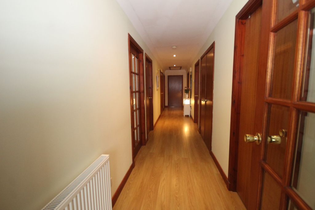 Property photo 3 of 30