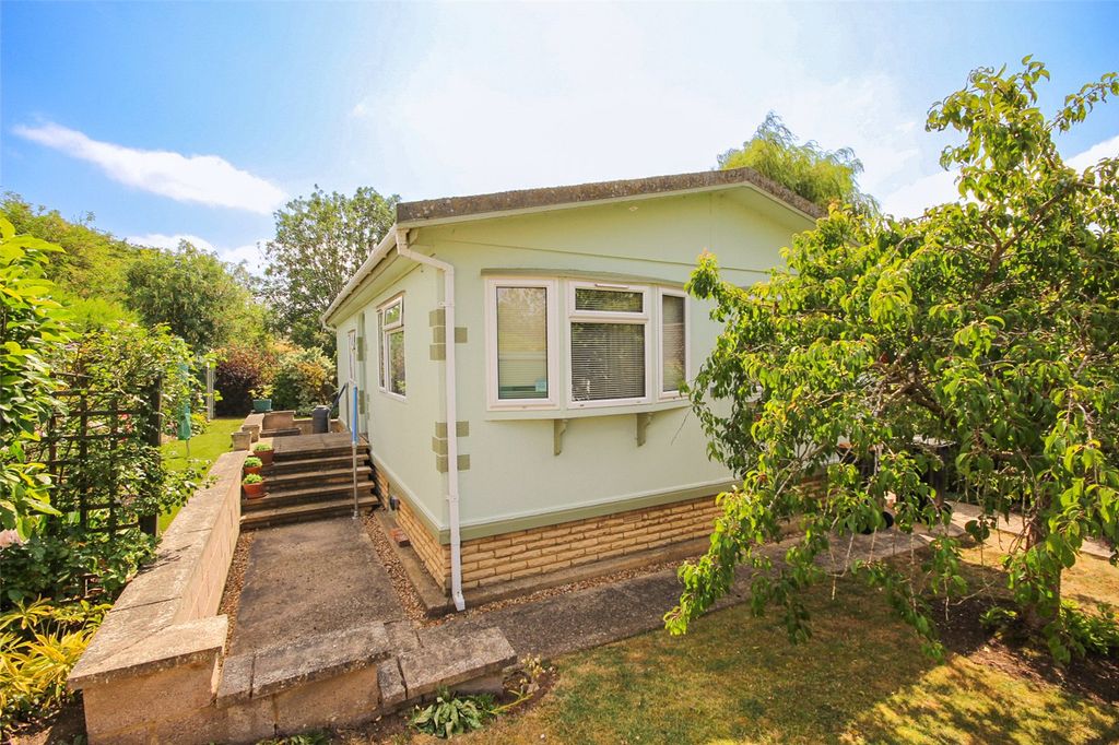 Property photo 1 of 15 Picture No. 20