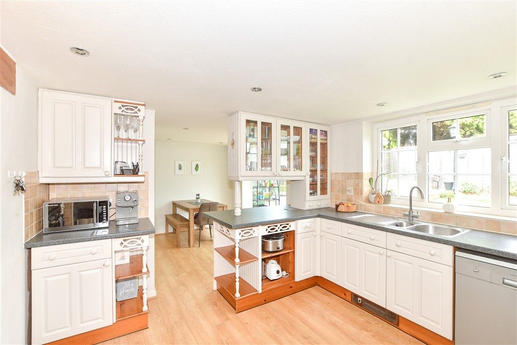 Property photo 3 of 24 Kitchen/Diner