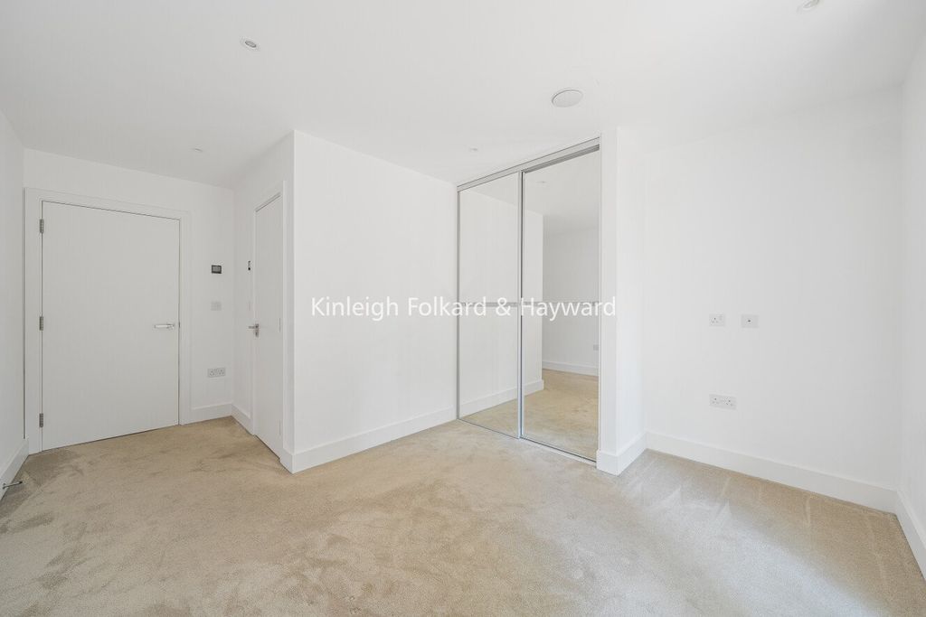 Property photo 3 of 19 Picture No. 05