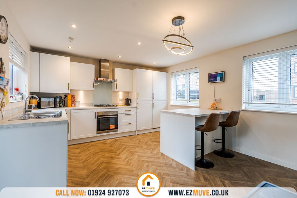 Property photo 3 of 26