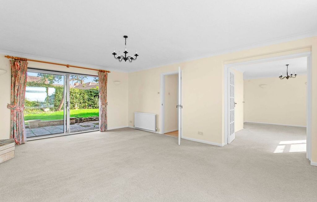 Property photo 2 of 7