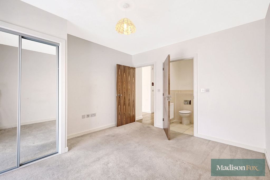 Additional image 7 of 2 bed flat for saleHandley Page Road, Barking IG11