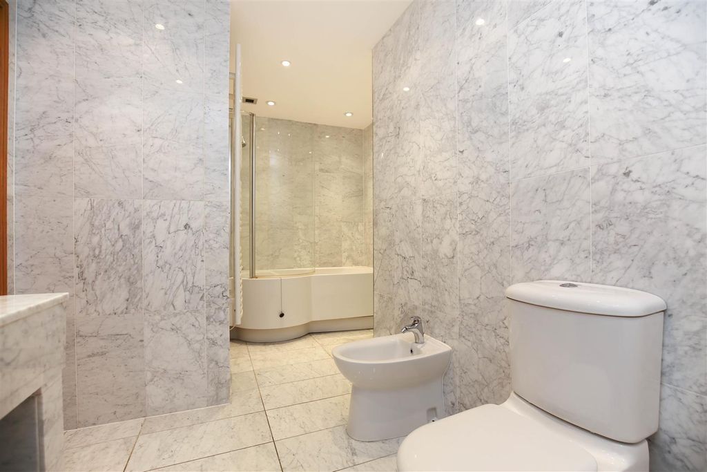 Property photo 3 of 9 2c Murton 12.Jpg