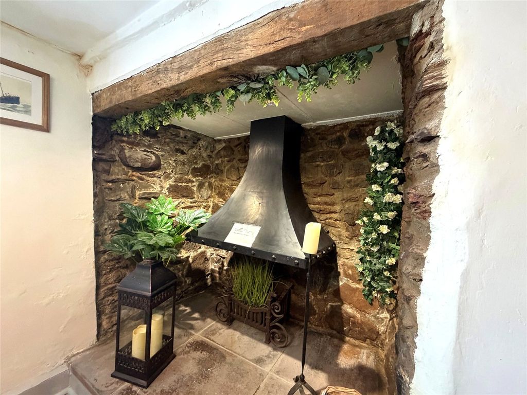 Property photo 2 of 17 Picture No. 07