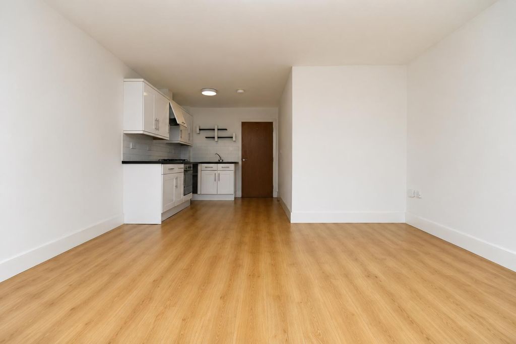 Property photo 3 of 10 Open Plan Living .Jpg