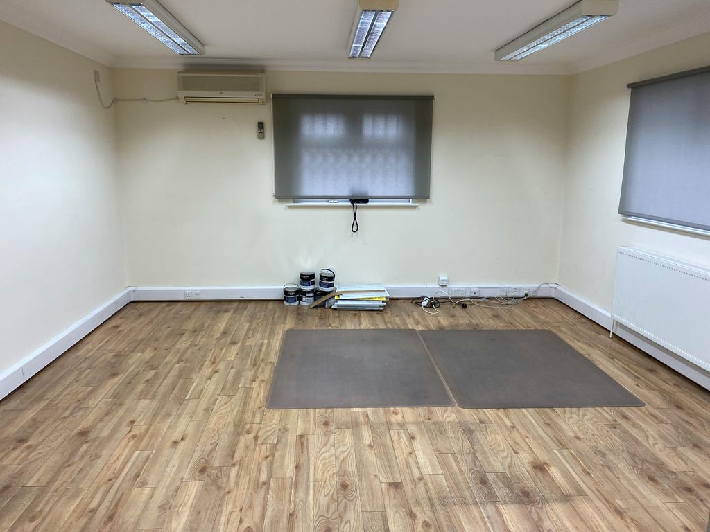 Property photo 2 of 5 Img_0594.Jpg