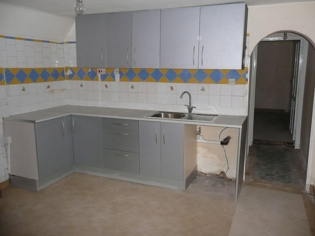 Property photo 2 of 5