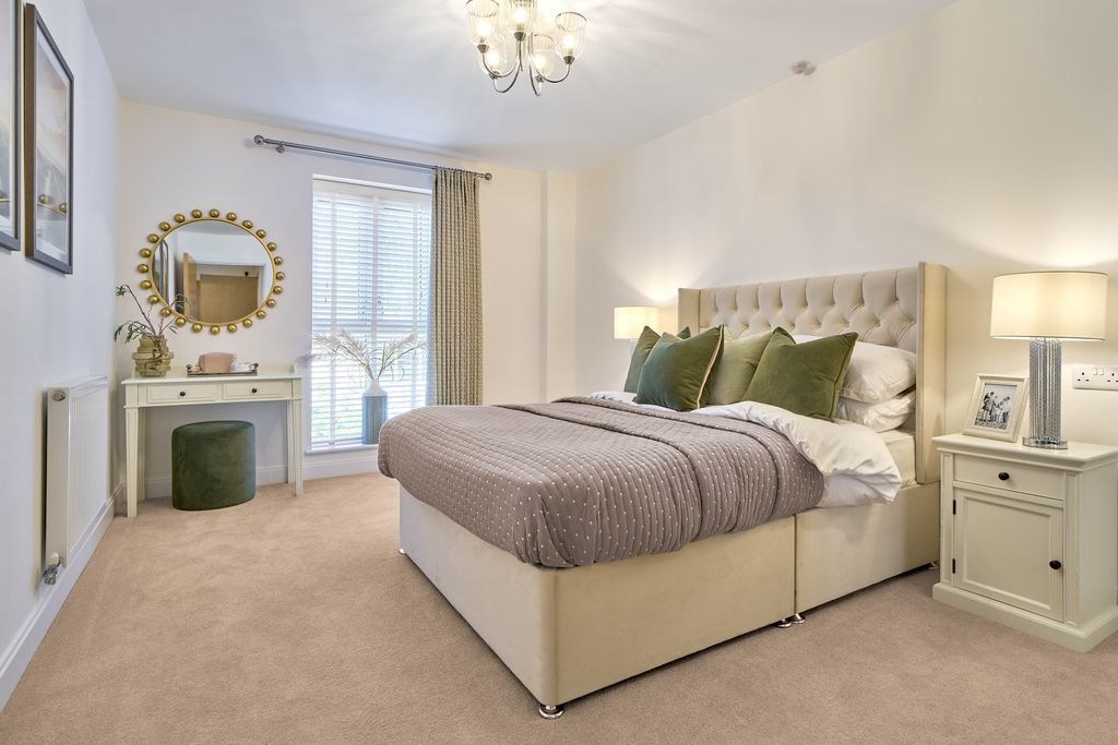 Property photo 1 of 24 Show Room Bedroom