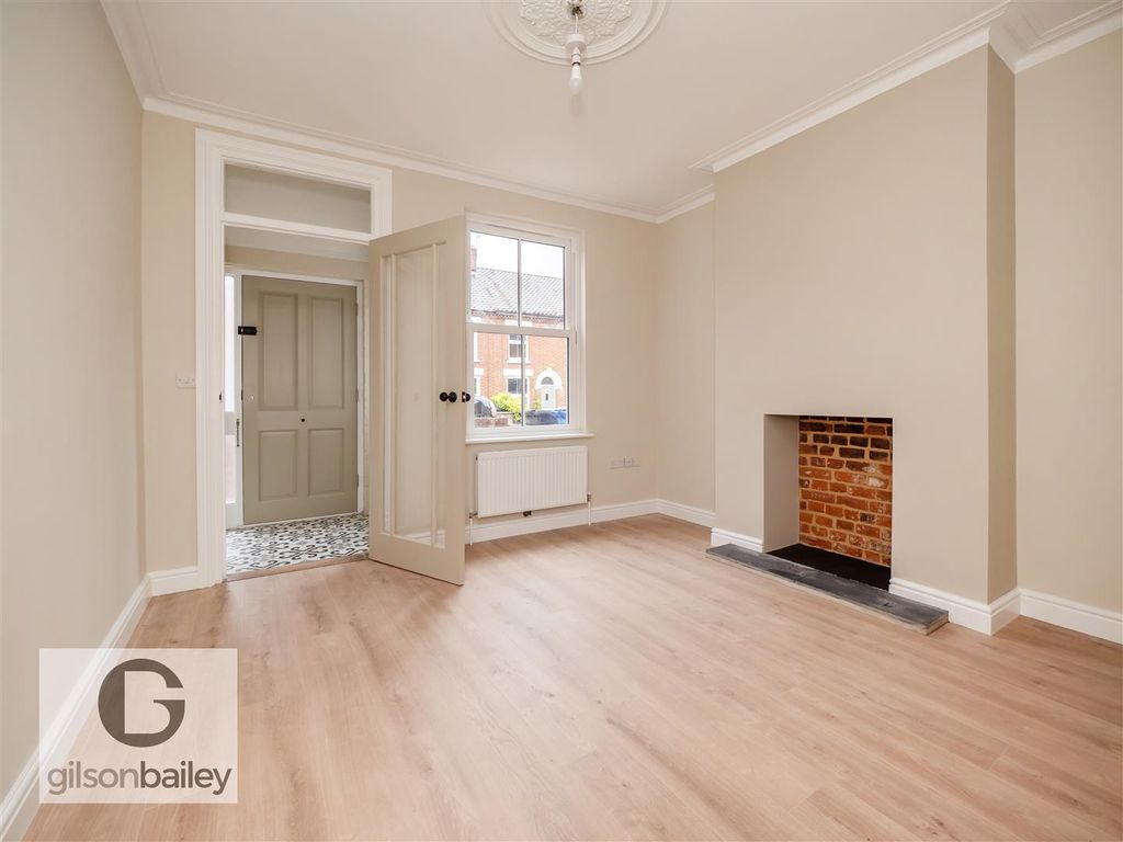 Property photo 3 of 54 77Caernarvonroad-32.Jpg