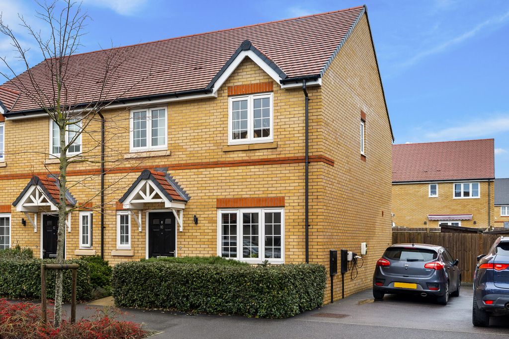 Property photo 1 of 14 Front (Exterior)