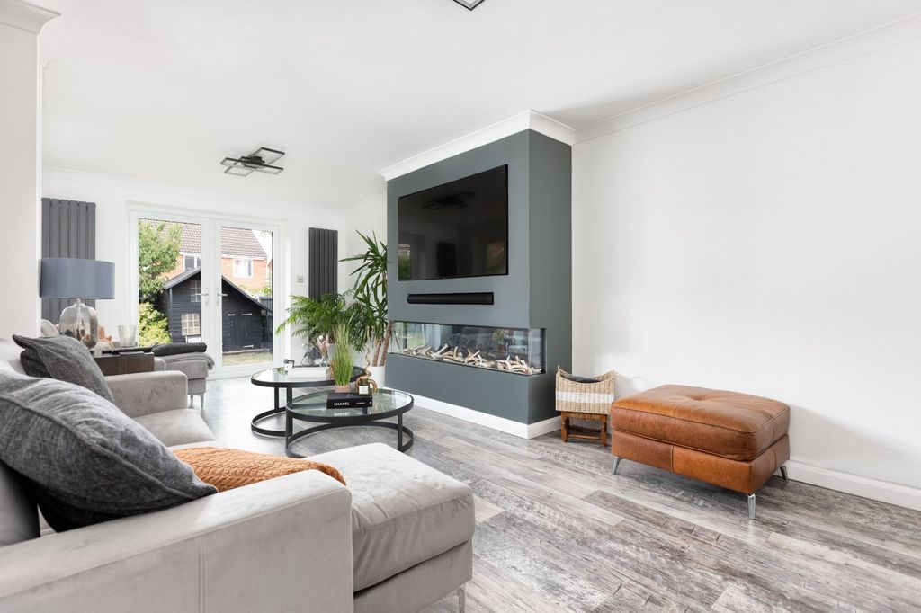 Property photo 1 of 21 Picture No. 20