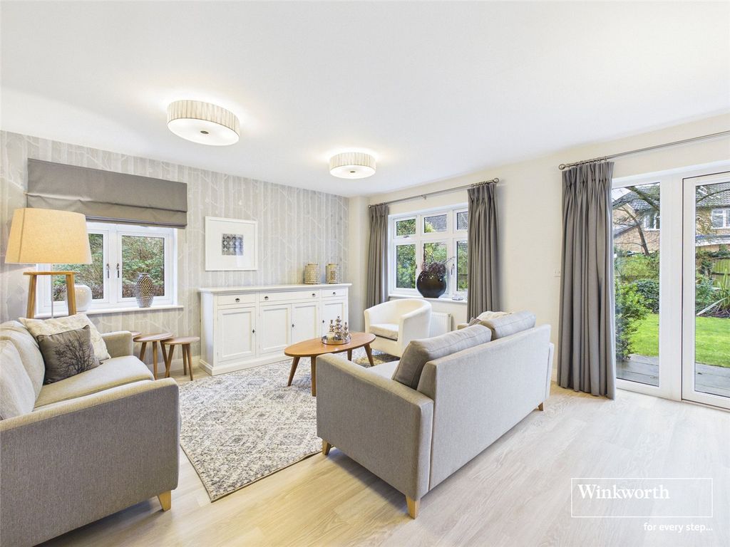 Property photo 3 of 18 Picture No. 30