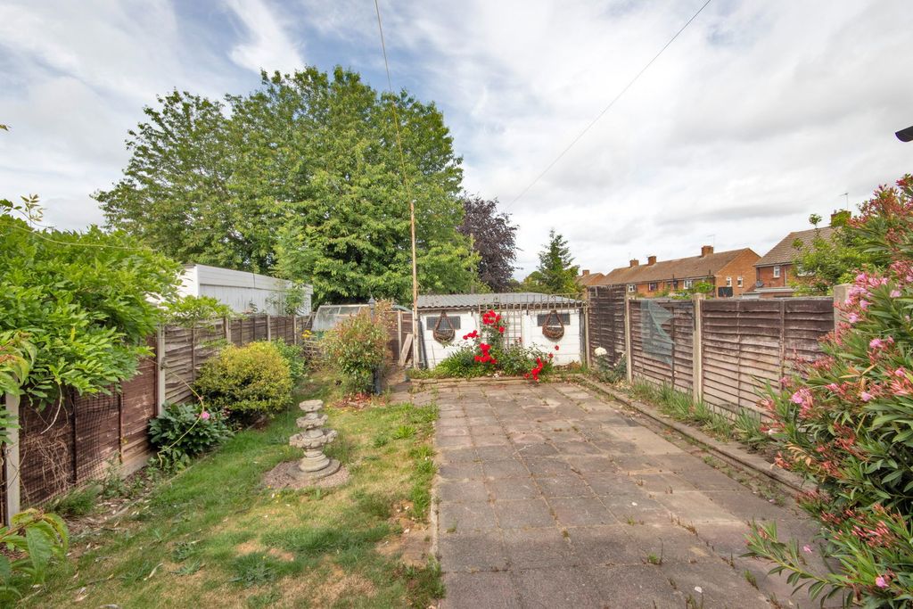 Property photo 2 of 13