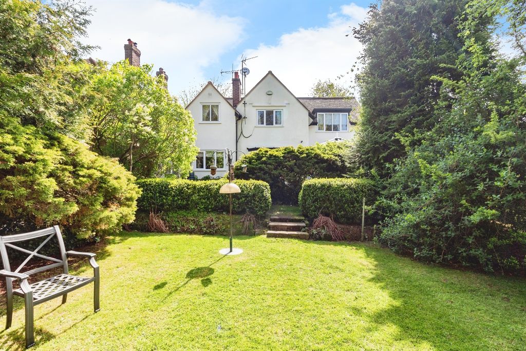 Property photo 1 of 17