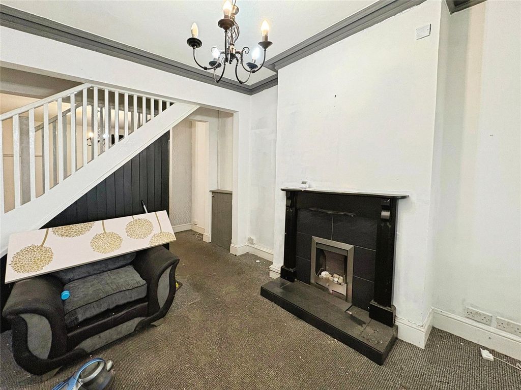 Property photo 3 of 9 Picture No. 17