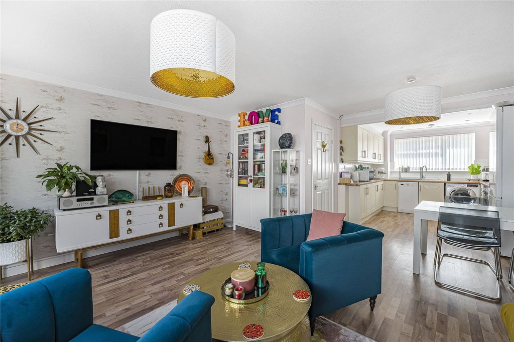 Property photo 3 of 31 Open Plan Living