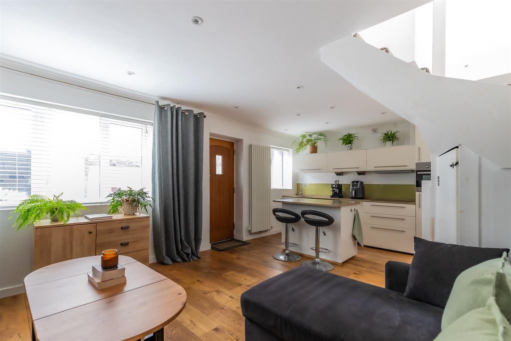 Property photo 2 of 23 4 Mews Cottage (22 Of 25).Jpg