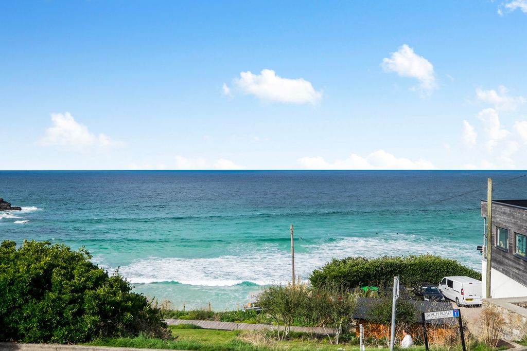 Property photo 1 of 20 Pbox-Img.Jpg