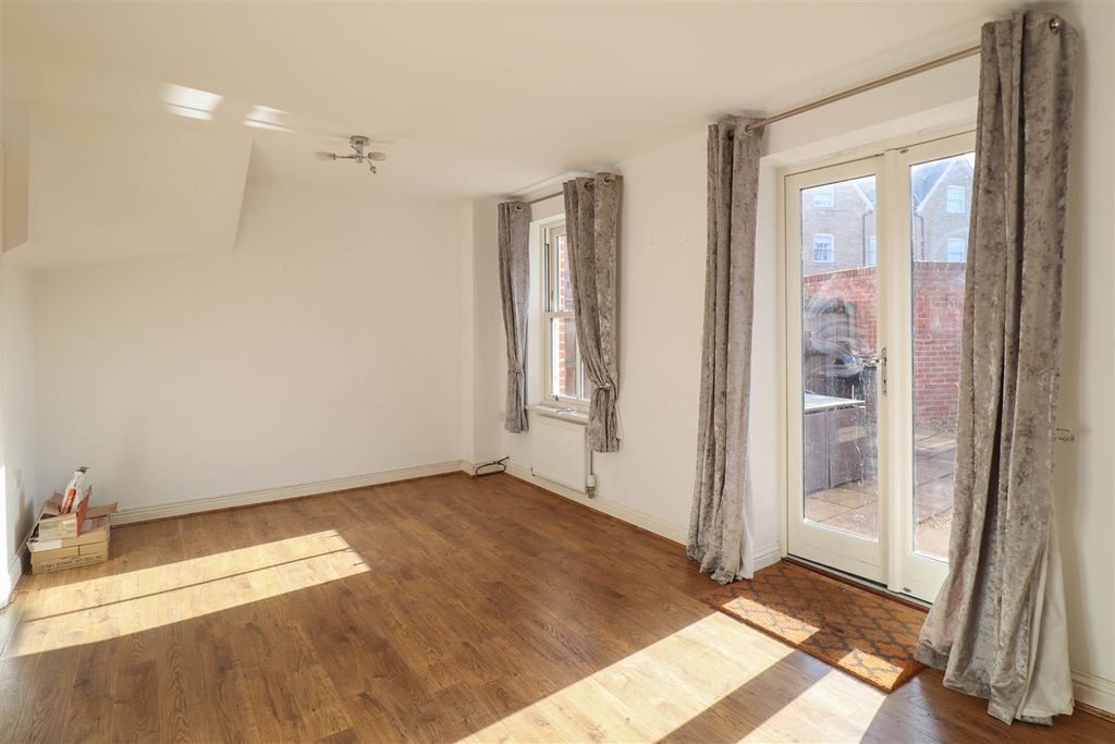 Property photo 3 of 15 Img_1467.Jpg