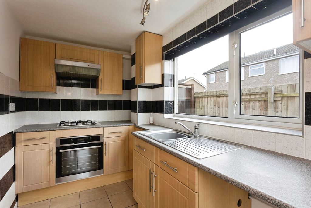 Property photo 3 of 20 Pbox-Img.Jpg